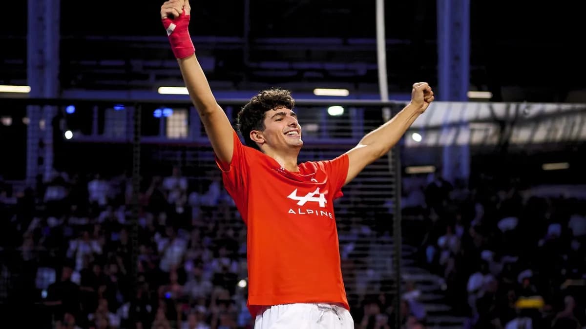 Arturo Coello rompe récord con más de 300 victorias en Premier Padel