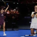 Ari Sánchez y Andrea Ustero avanzan a la final tras un intenso duelo en Kuwait