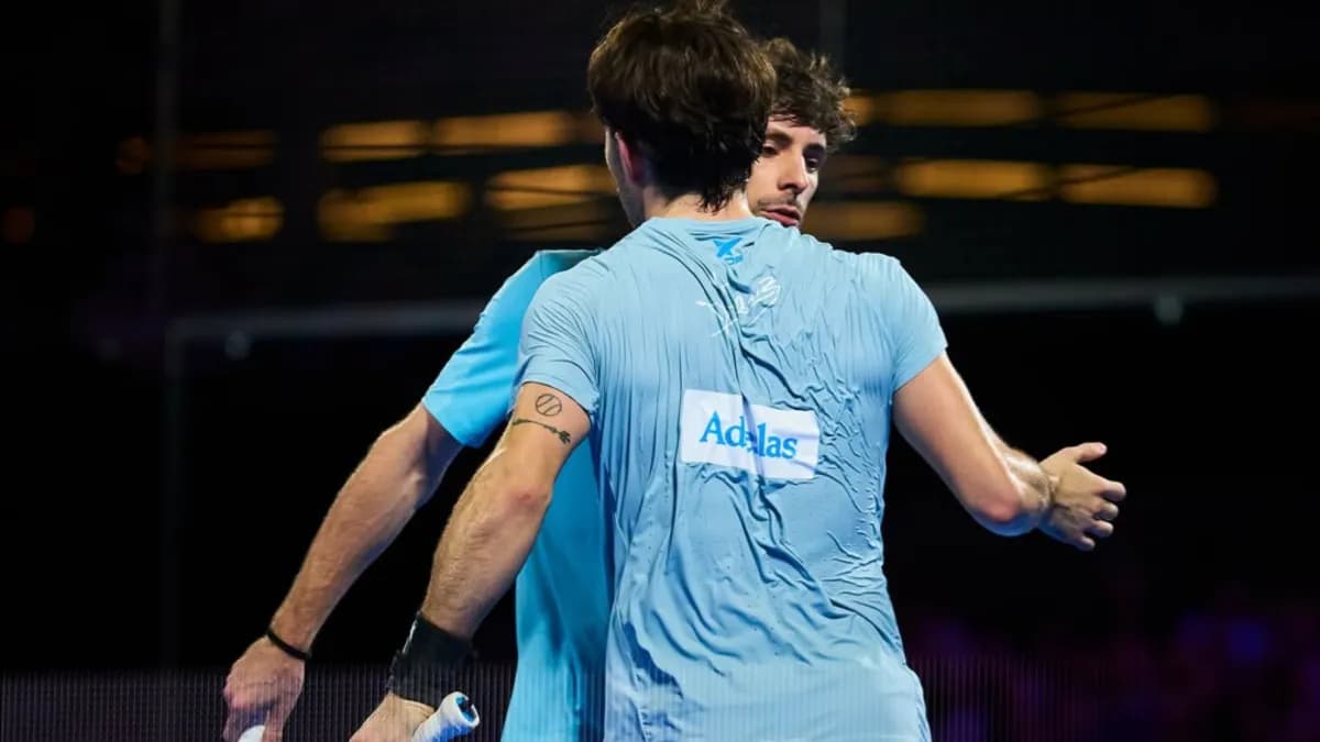 Jon Sanz y Franco Stupaczuk alcanzan la final en Rotterdam