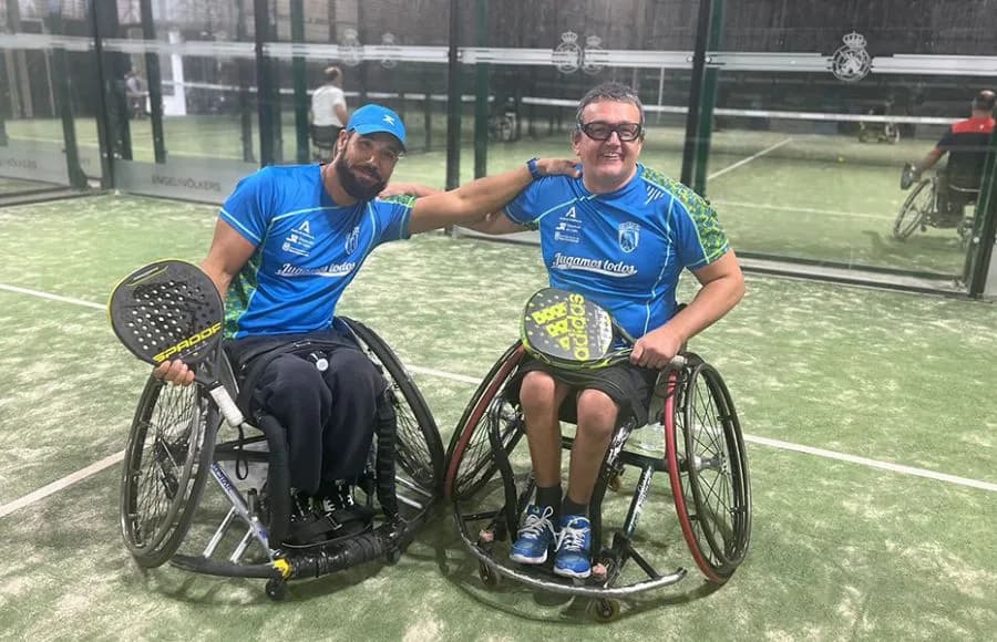 Mimoun Laslaa y Josema Aranda participan en el Nacional de pádel adaptado en Cáceres